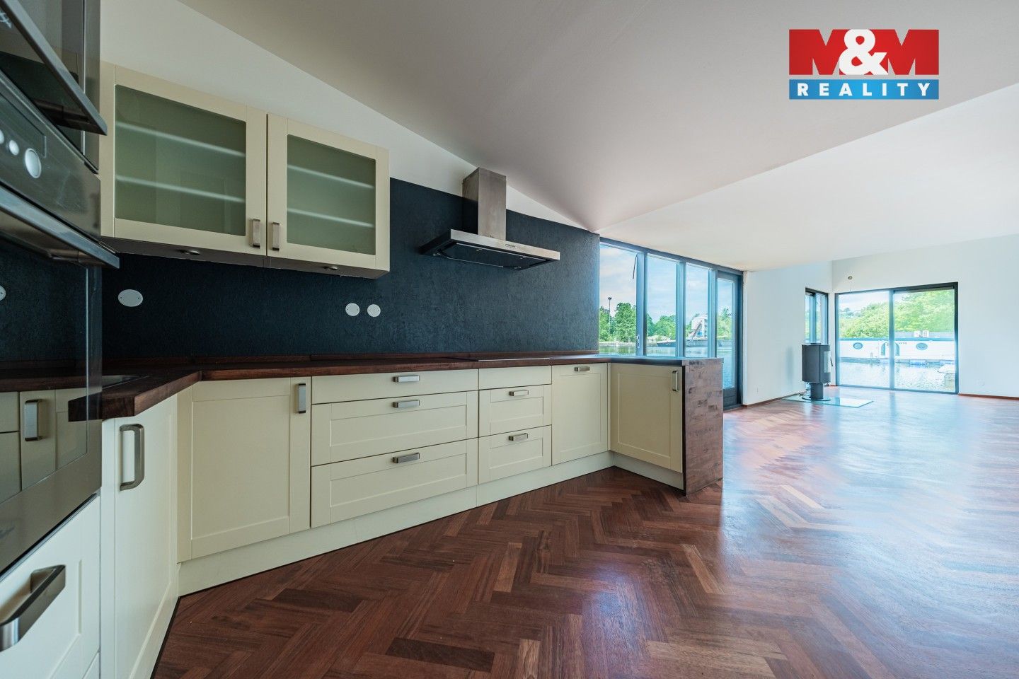 Prodej nemovitosti 82 m² - foto 13