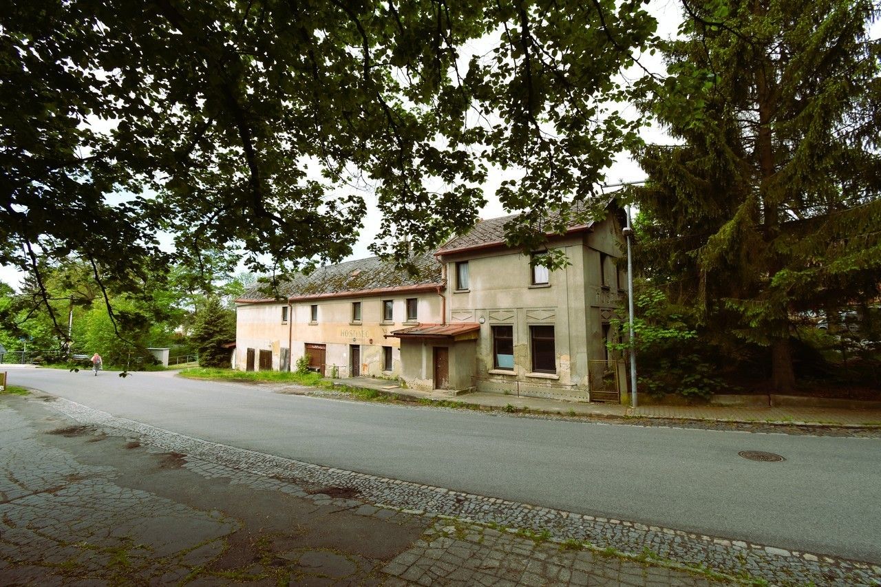 Prodej nemovitosti 700 m² - foto 4