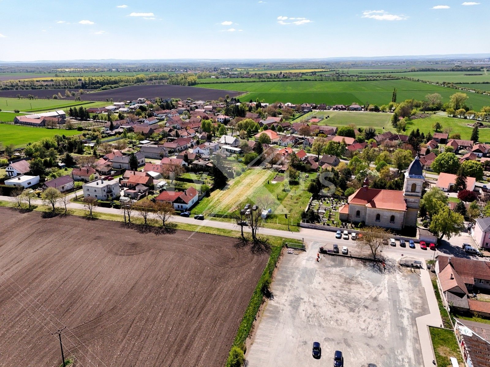 Prodej pozemku 2030 m² - foto 5