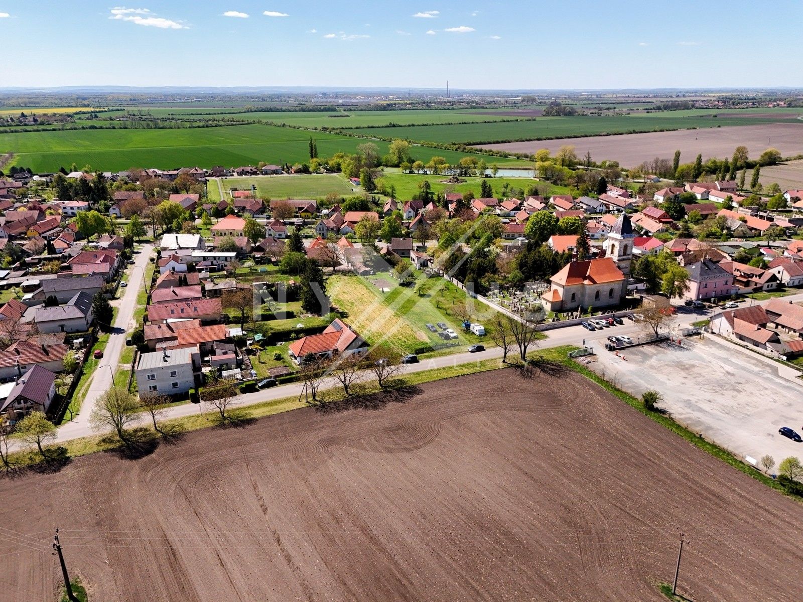 Prodej pozemku 2030 m² - foto 7