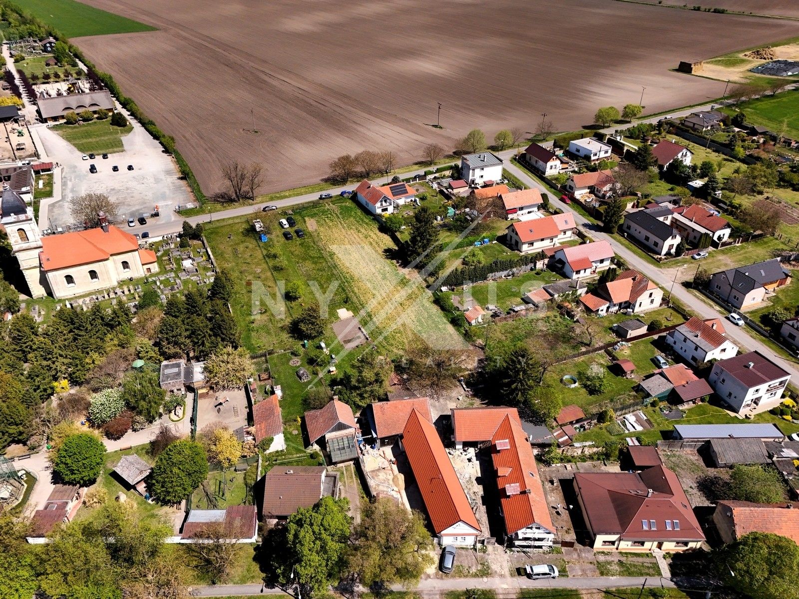 Prodej pozemku 2030 m² - foto 11