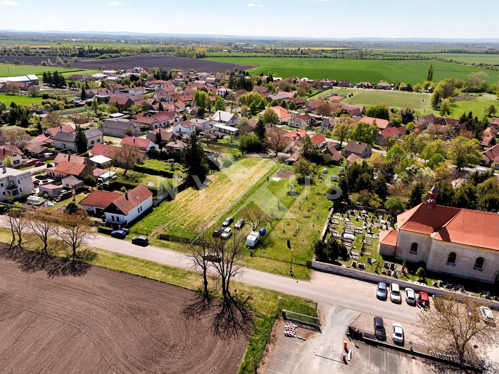 Prodej pozemku 2030 m² - foto 9