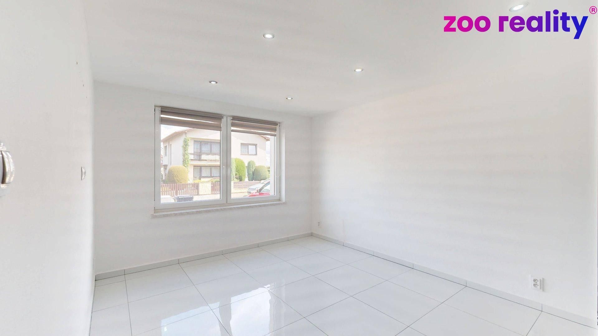 Prodej nemovitosti 245 m² - foto 4