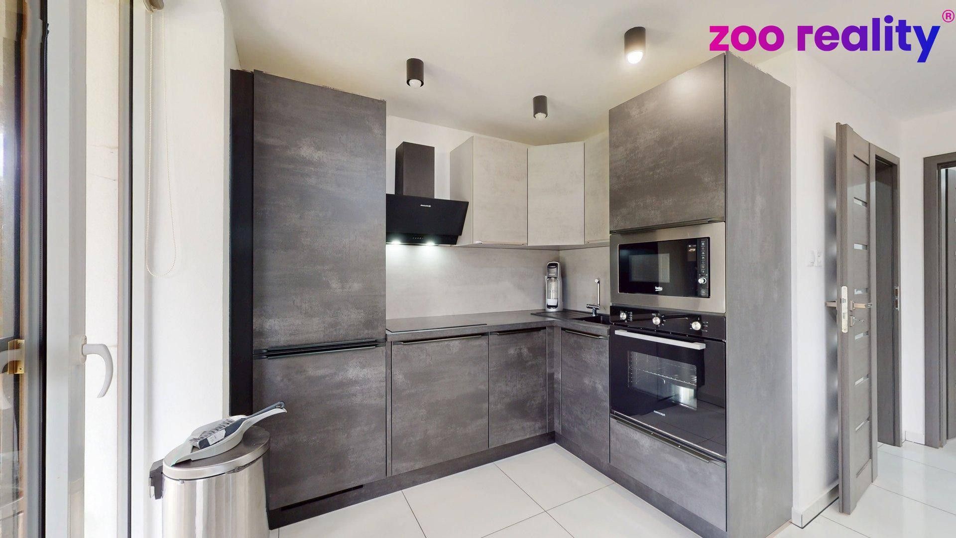 Prodej nemovitosti 245 m² - foto 6