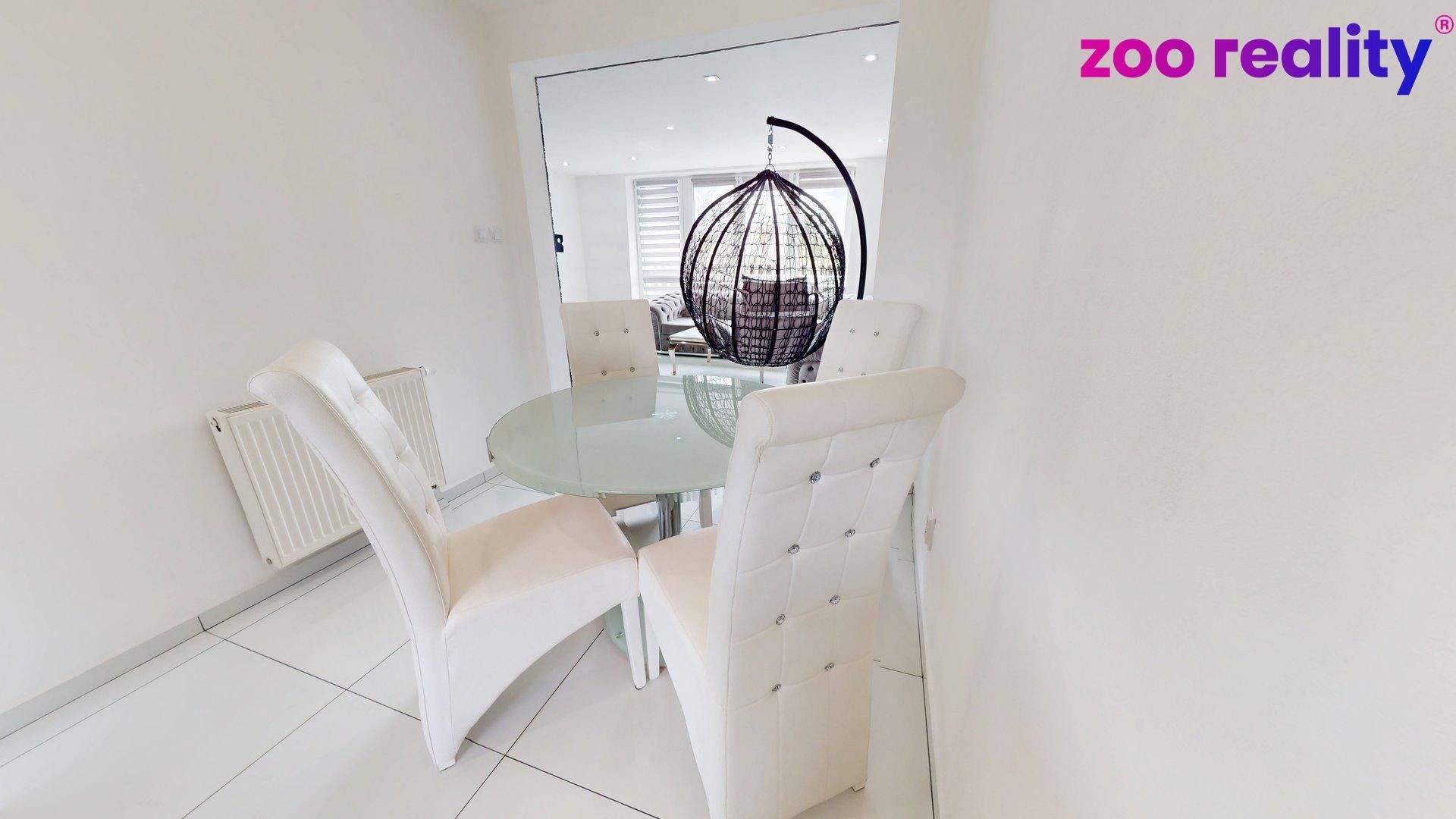 Prodej nemovitosti 245 m² - foto 11