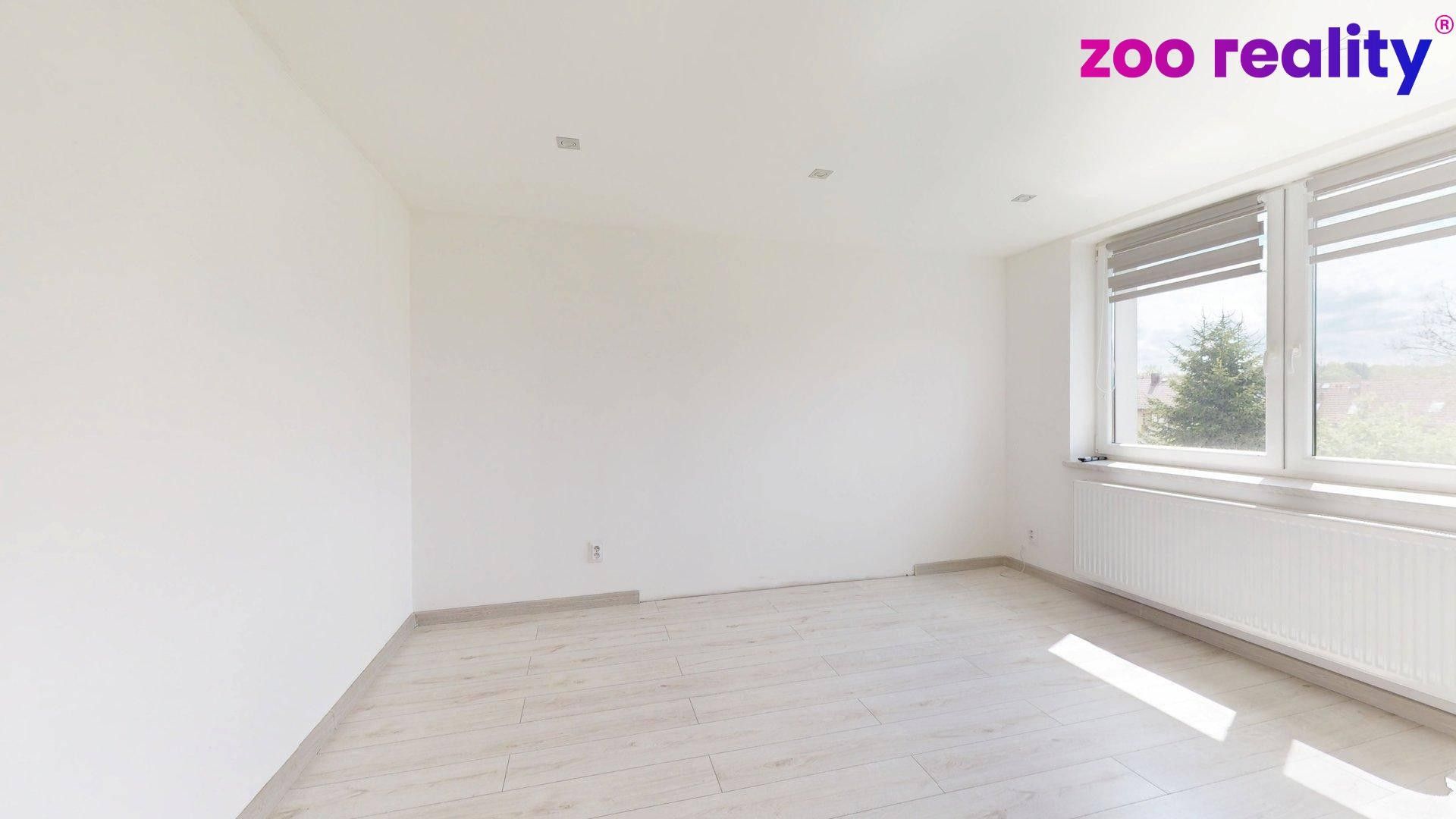 Prodej nemovitosti 245 m² - foto 16