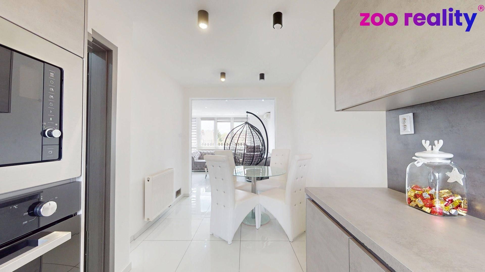 Prodej nemovitosti 245 m² - foto 12