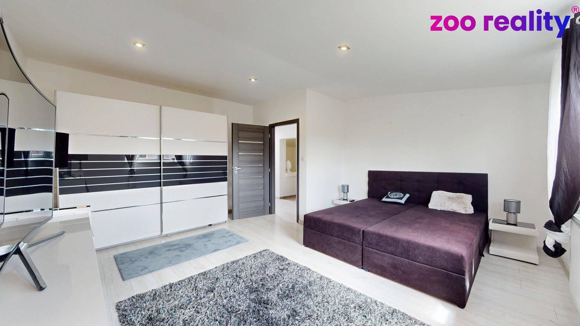 Prodej nemovitosti 245 m² - foto 18