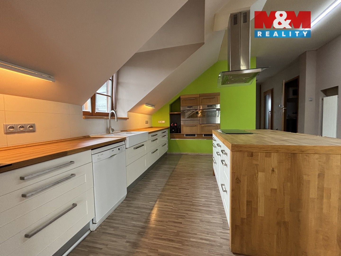 Prodej domu 350 m² - foto 11