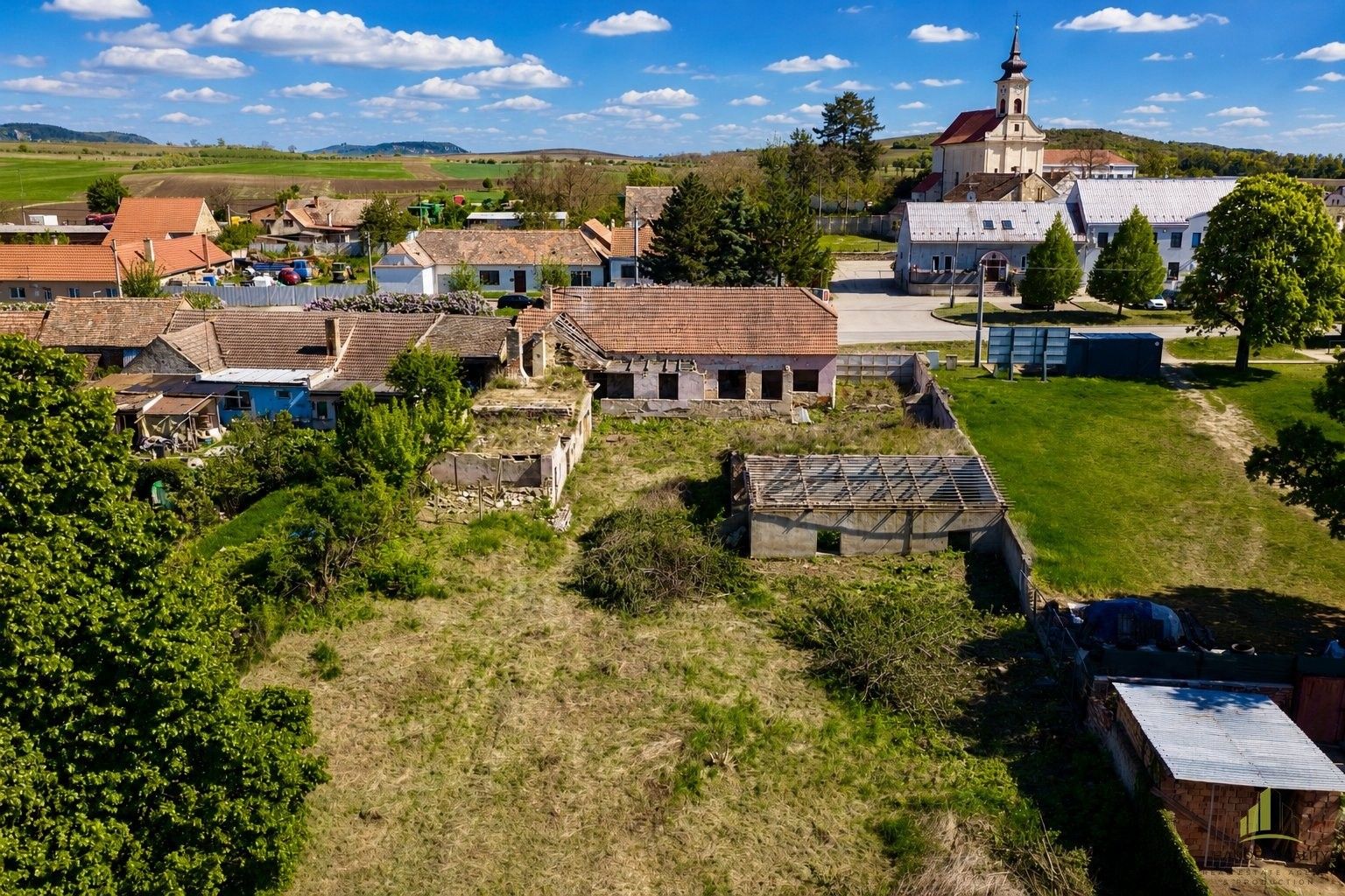 Prodej pozemku 1730 m² - foto 4