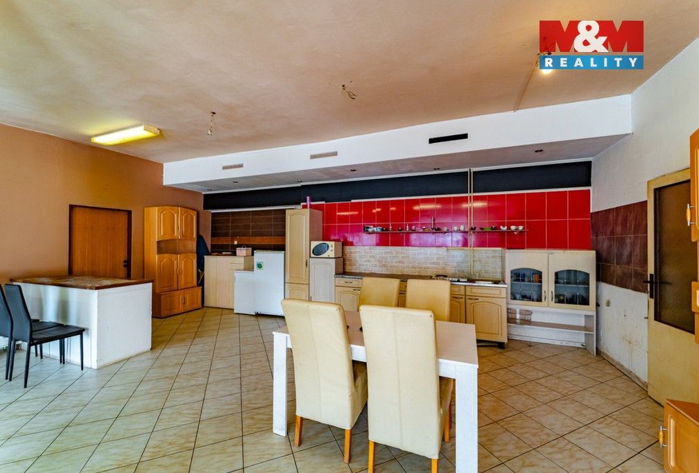 Prodej domu 650 m² - foto 32