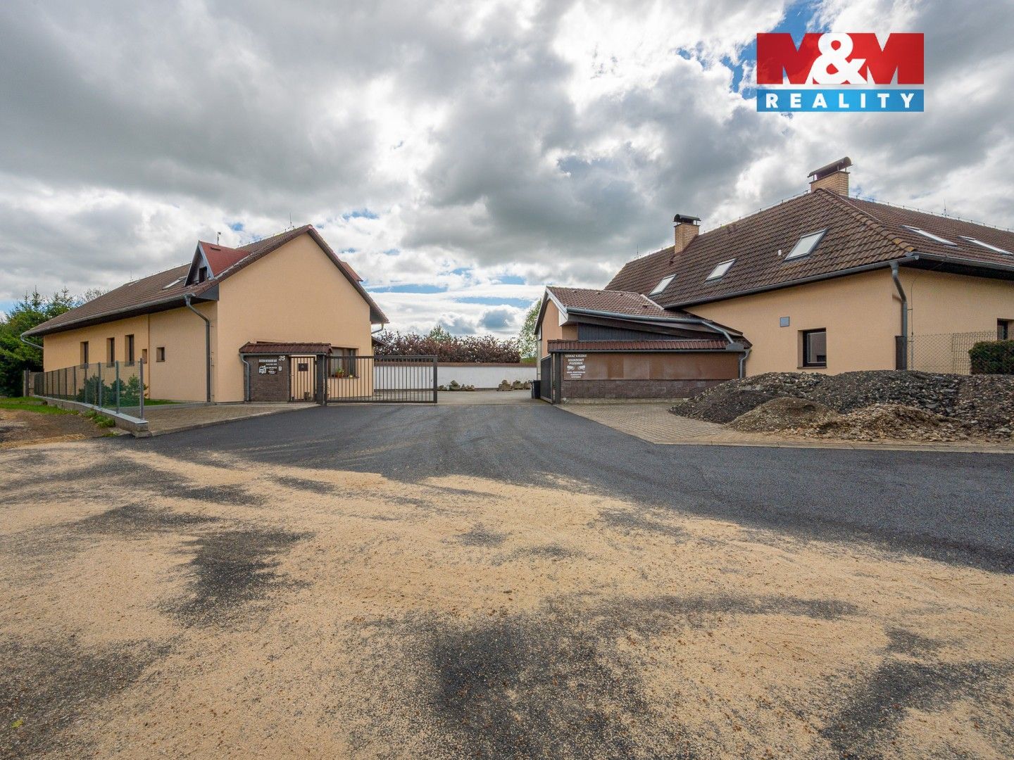 Pronájem komerčního prostoru 212 m² - foto 4