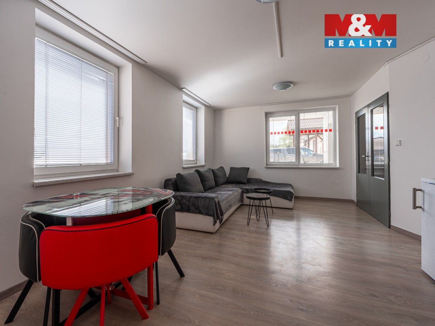Pronájem komerčního prostoru 212 m² - foto 11