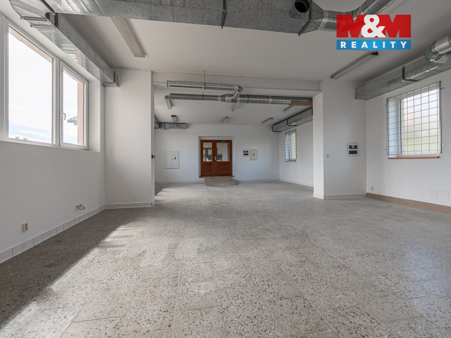 Pronájem komerčního prostoru 212 m² - foto 26