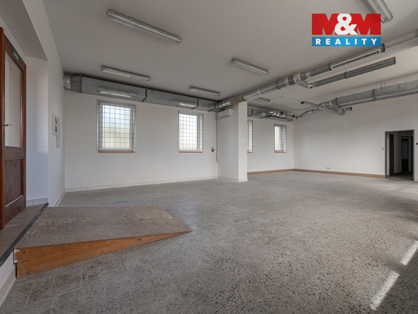 Pronájem komerčního prostoru 212 m² - foto 28