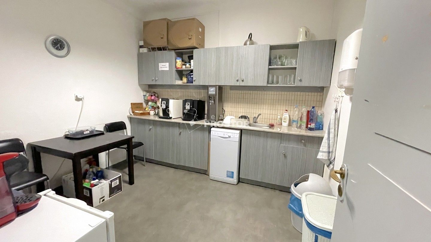Pronájem komerčního prostoru 54 m² - foto 6