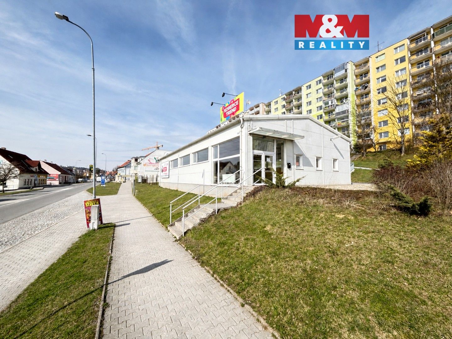 Pronájem komerčního prostoru 293 m² - foto 1