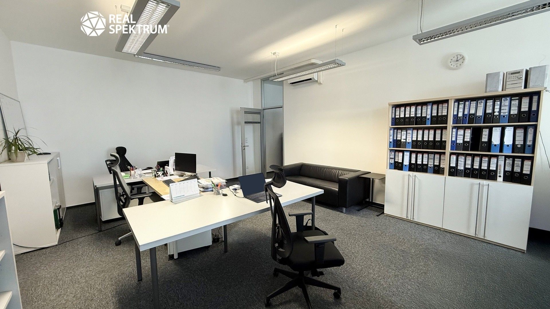 Pronájem komerčního prostoru 106 m² - foto 3