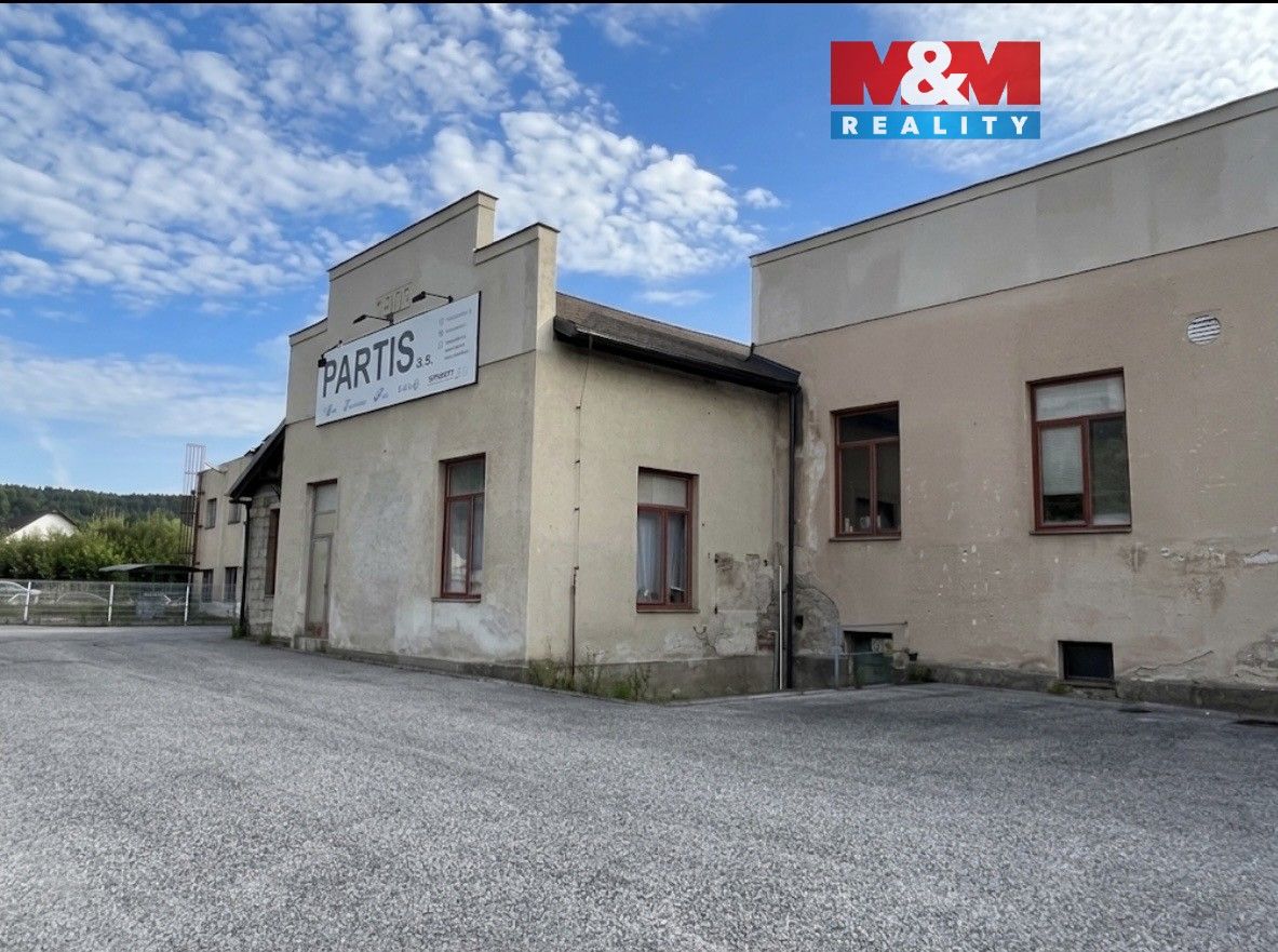 Pronájem komerčního prostoru 1500 m² - foto 1
