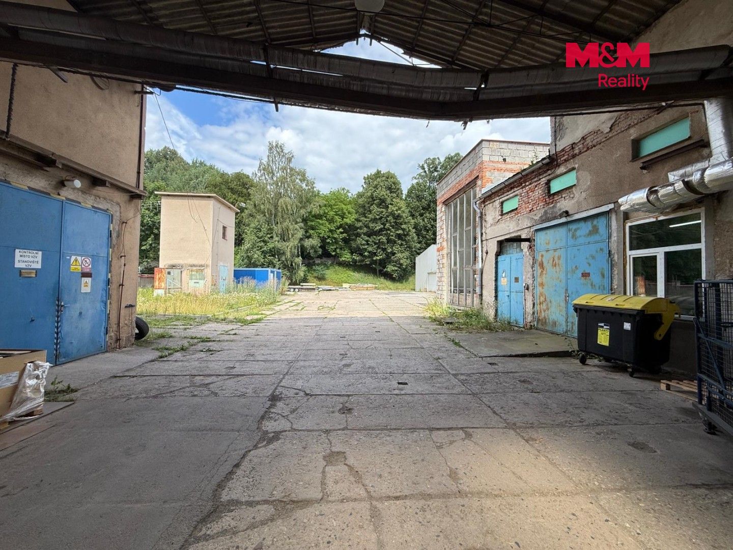 Pronájem komerčního prostoru 1500 m² - foto 5
