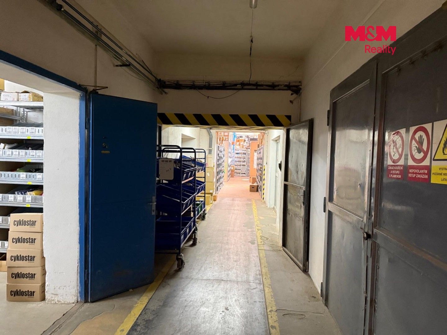 Pronájem komerčního prostoru 1500 m² - foto 16