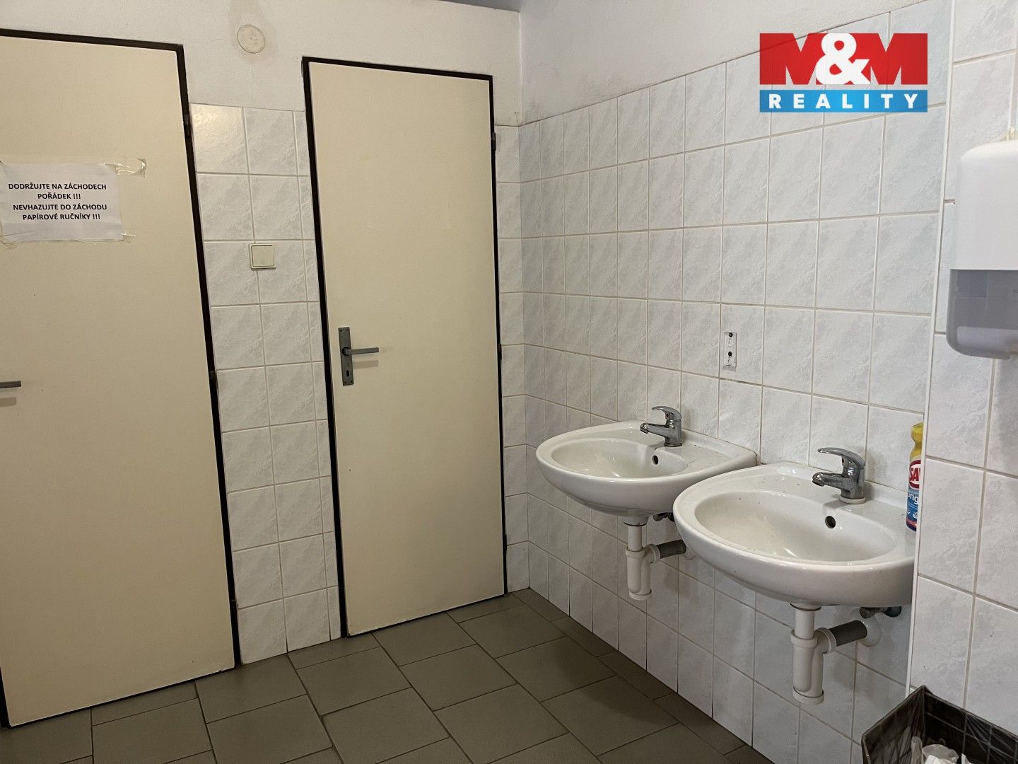 Pronájem komerčního prostoru 1500 m² - foto 17