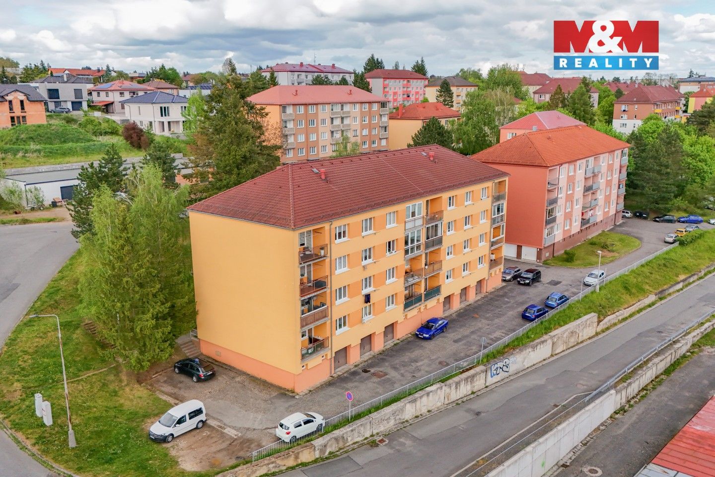 Prodej bytu 2+1 61 m² - foto 2