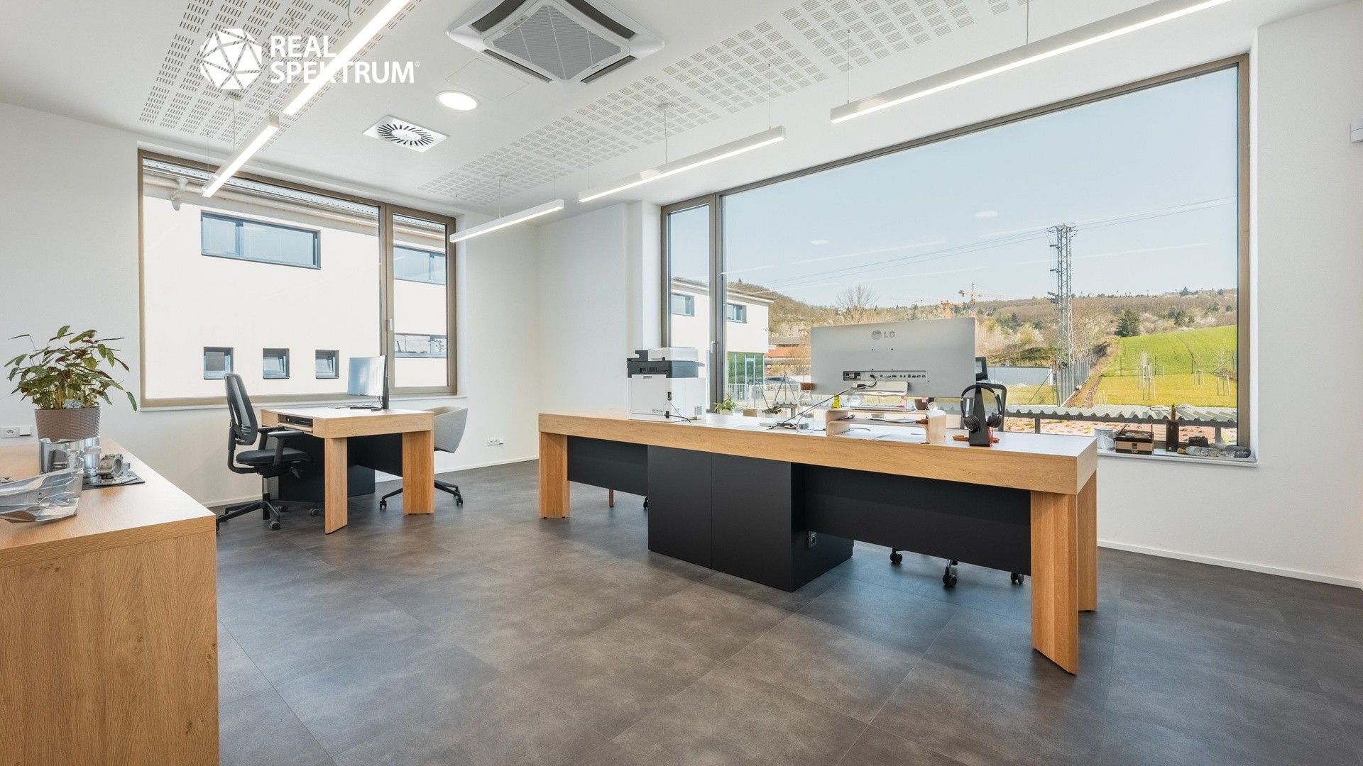 Prodej komerčního prostoru 605 m² - foto 10