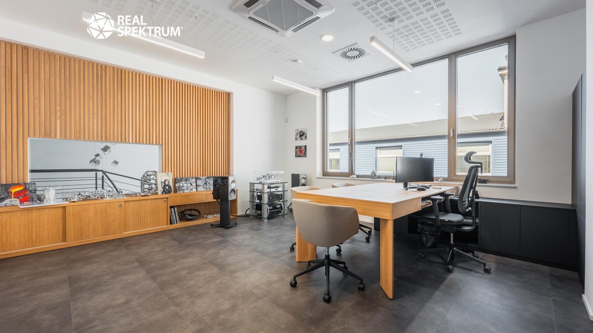 Prodej komerčního prostoru 605 m² - foto 9