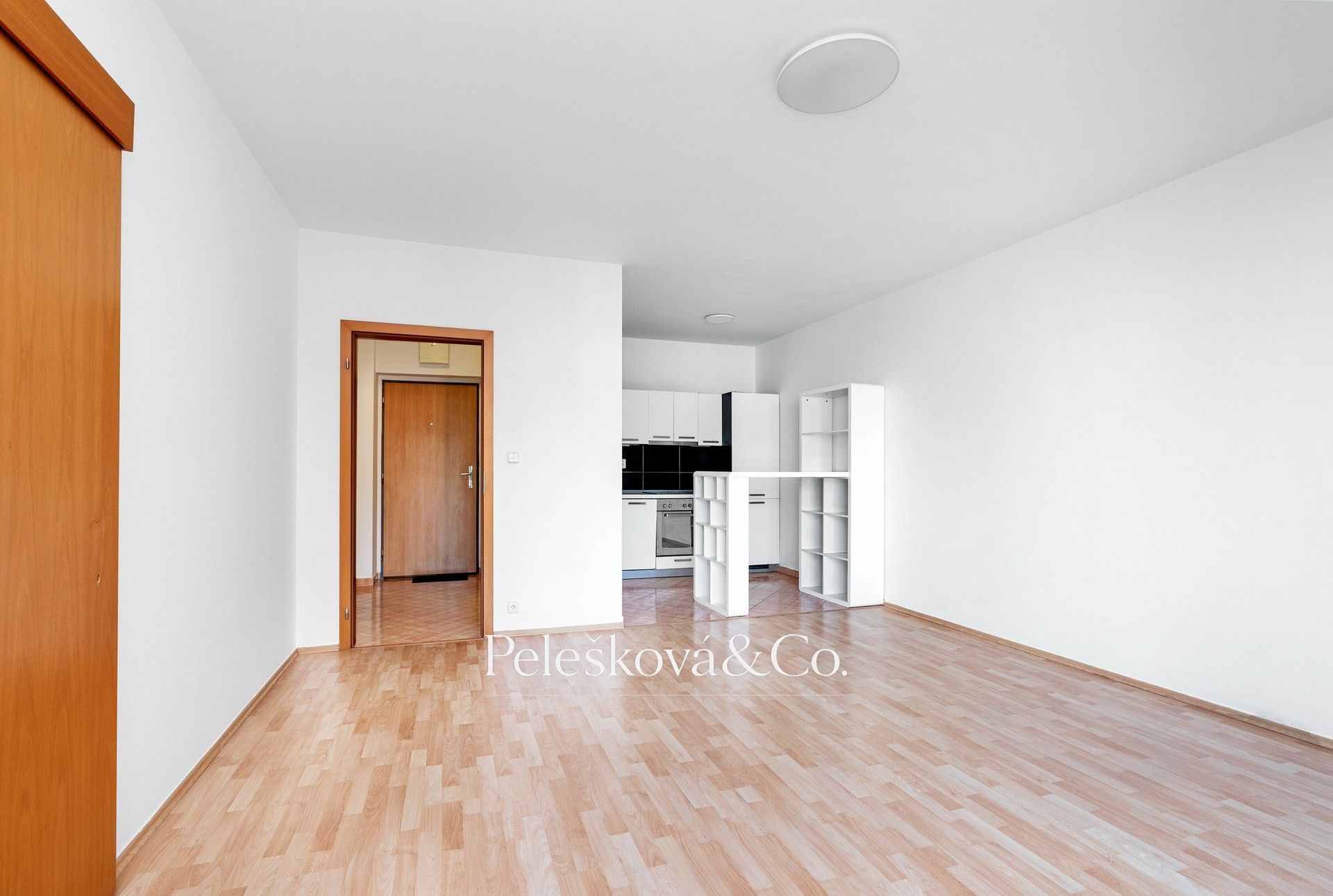 Prodej bytu 2+kk 52 m² - foto 2