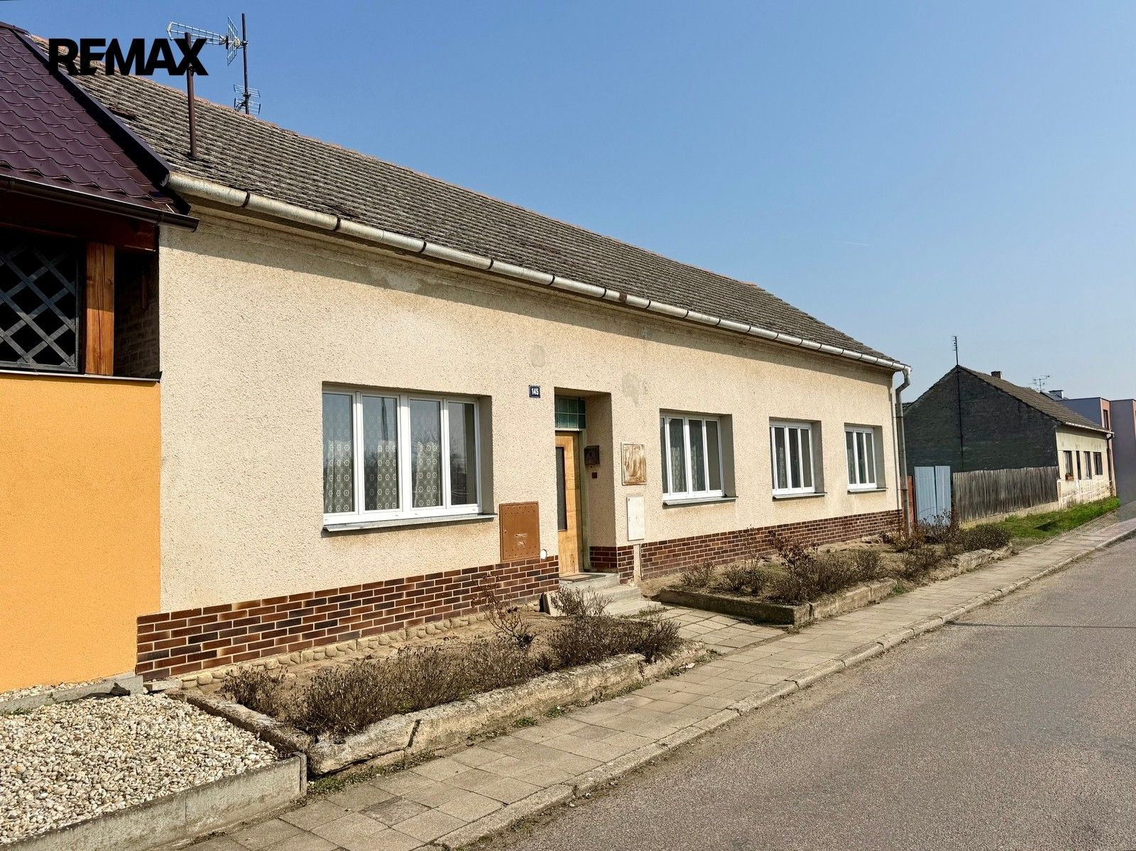 Prodej domu 120 m² - foto 1