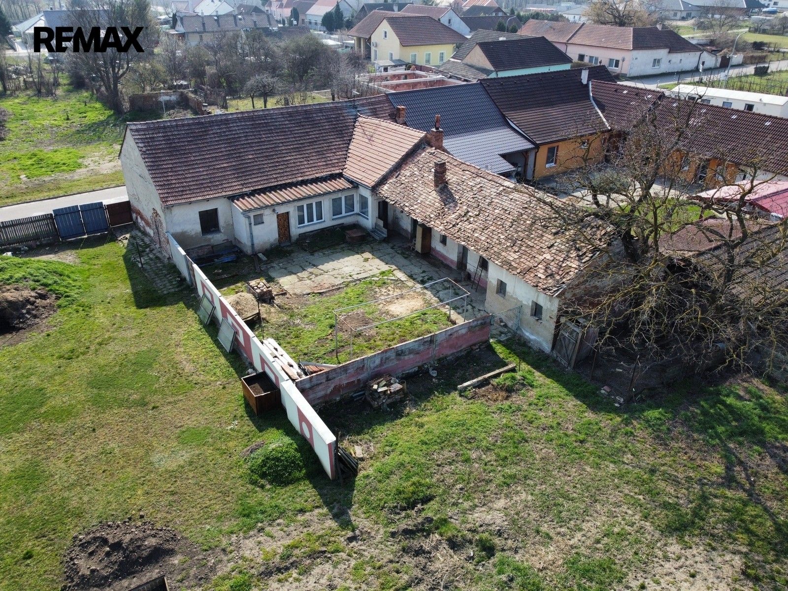 Prodej domu 120 m² - foto 2