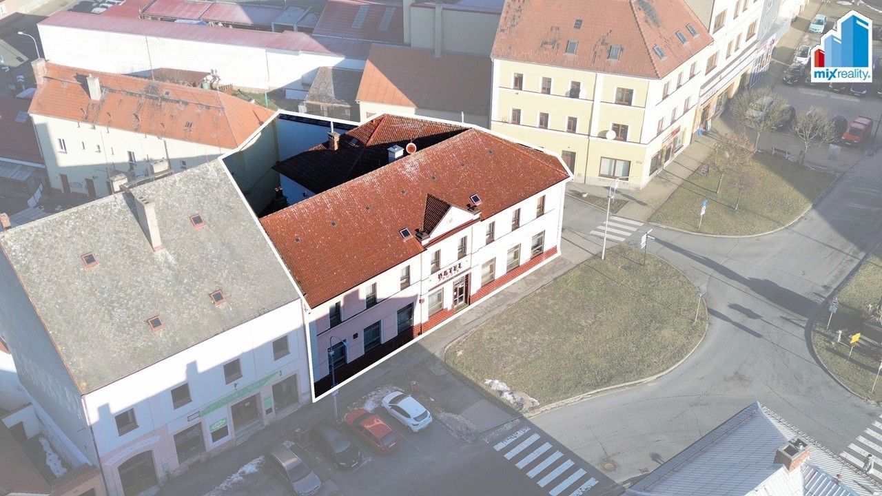 Prodej nemovitosti 600 m² - foto 5
