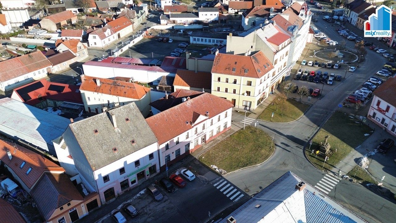 Prodej nemovitosti 600 m² - foto 6