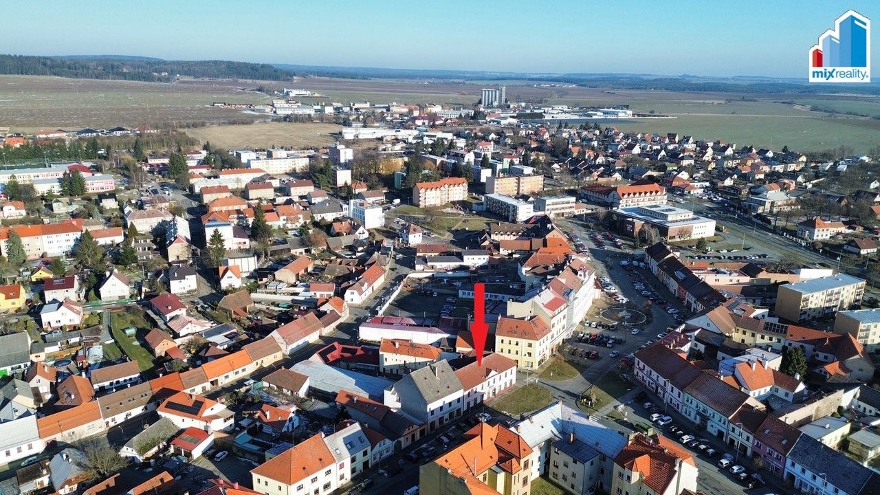 Prodej nemovitosti 600 m² - foto 9