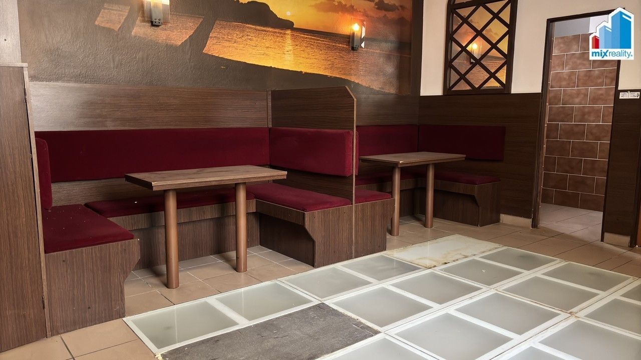 Prodej nemovitosti 600 m² - foto 12