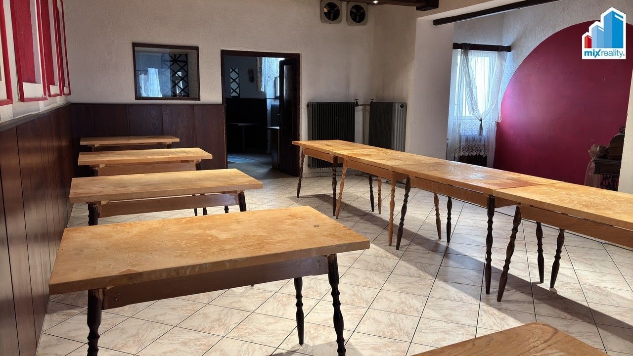 Prodej nemovitosti 600 m² - foto 14