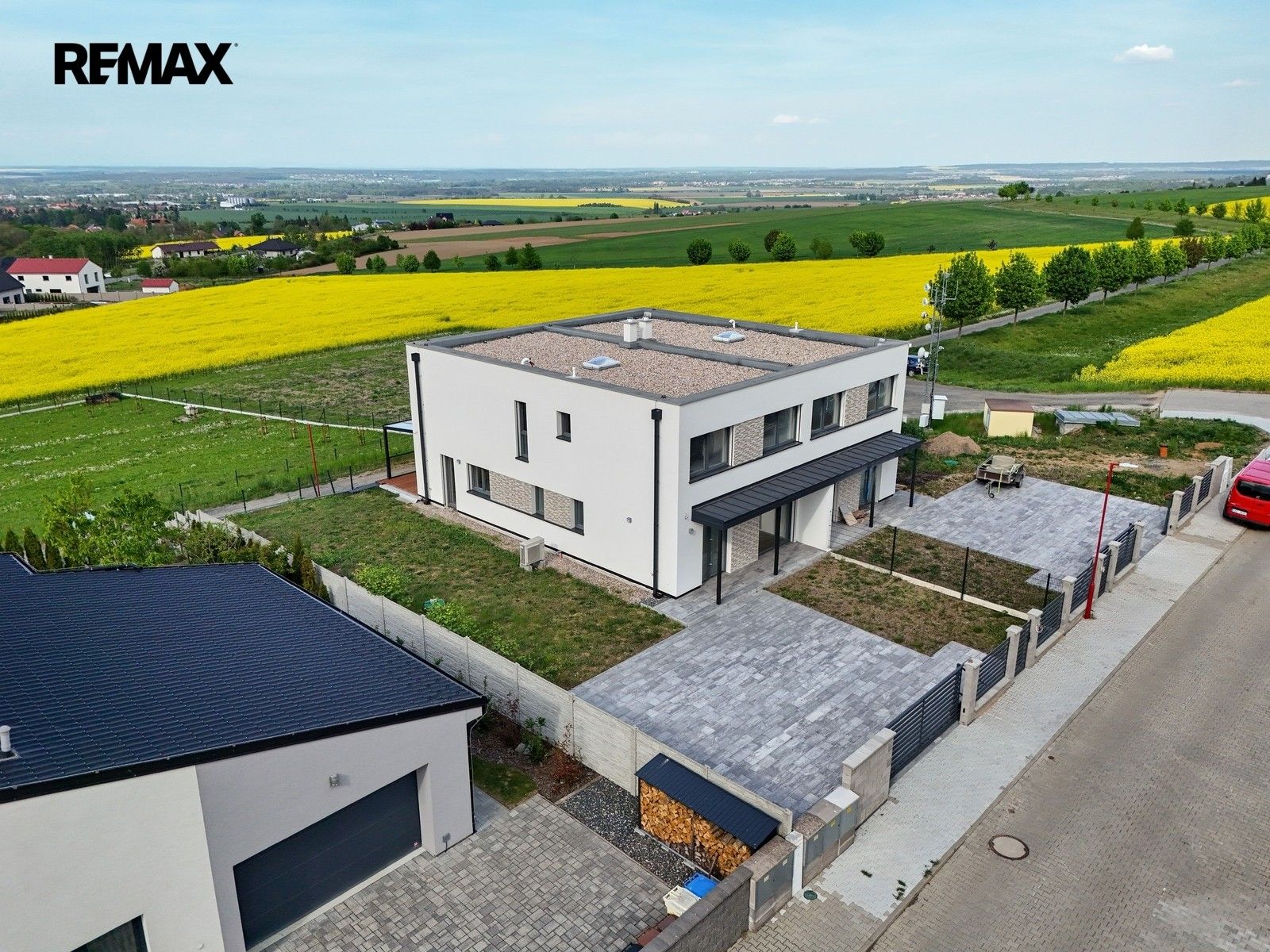 Pronájem domu 213 m² - foto 3