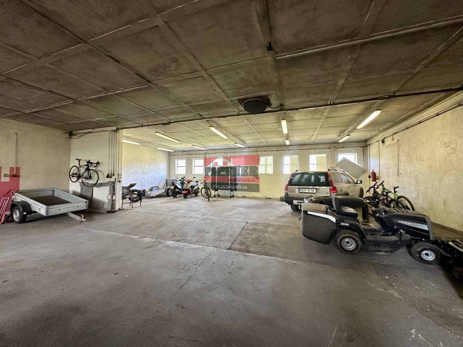 Prodej komerčního prostoru 11709 m² - foto 7
