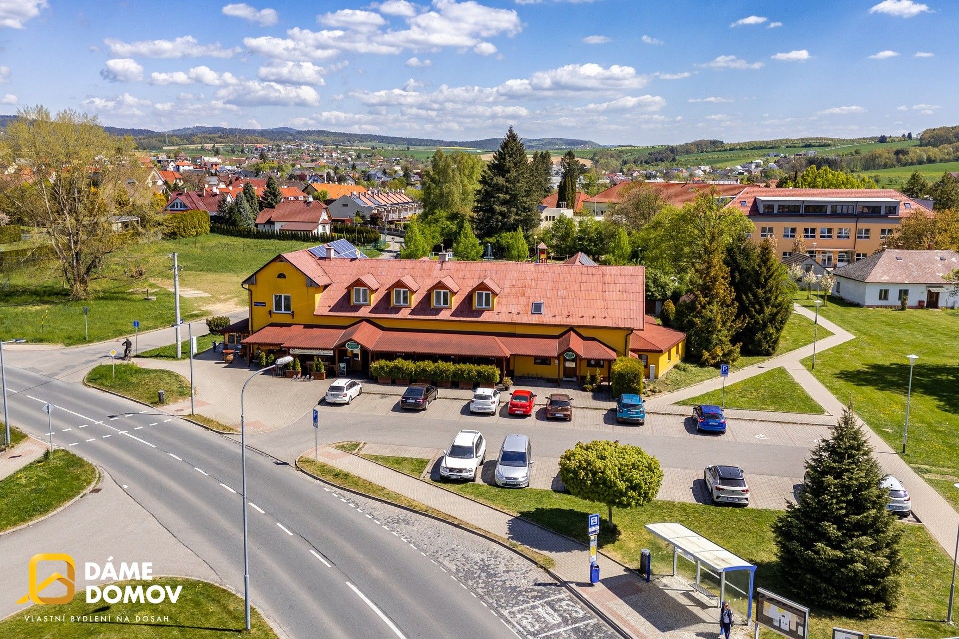 Prodej komerčního prostoru 819 m² - foto 3