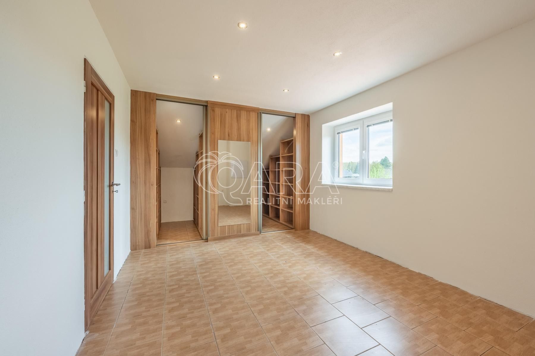 Prodej domu 240 m² - foto 14