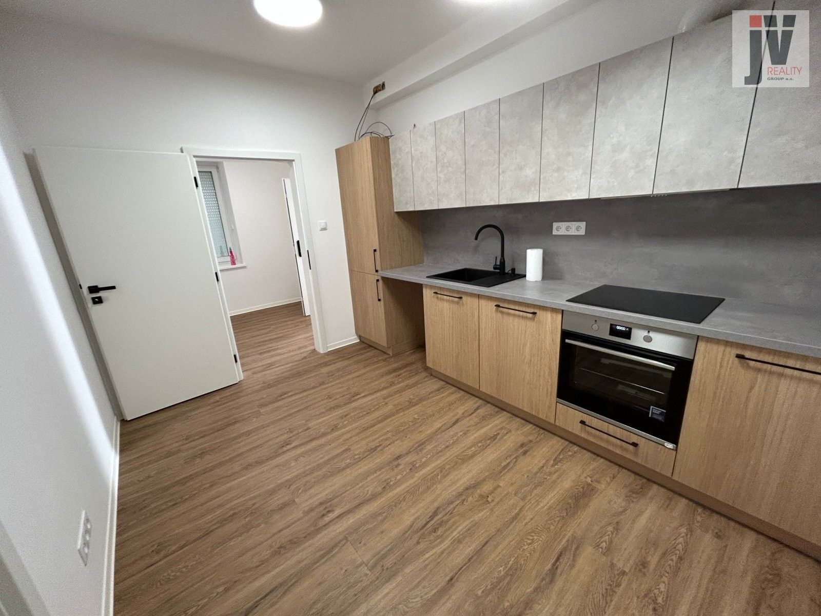 Pronájem bytu 2+1 43 m² - foto 2