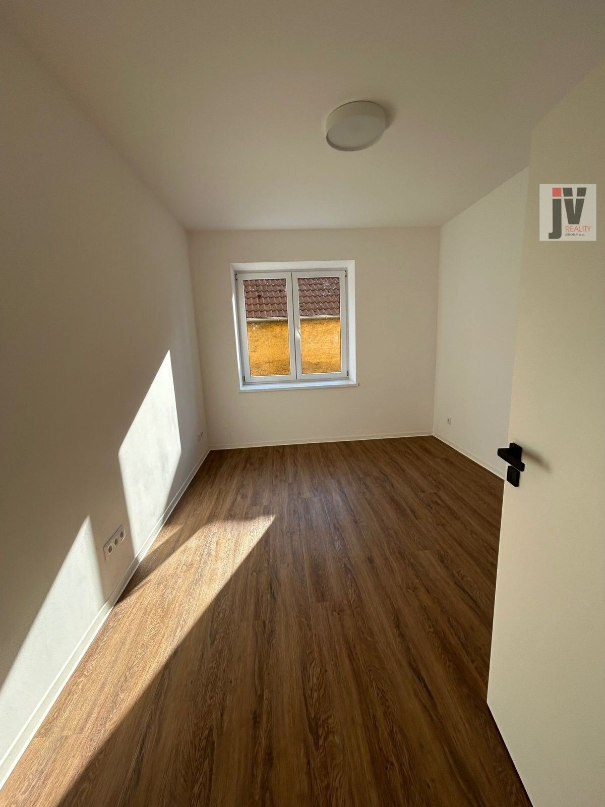 Pronájem bytu 2+1 43 m² - foto 4