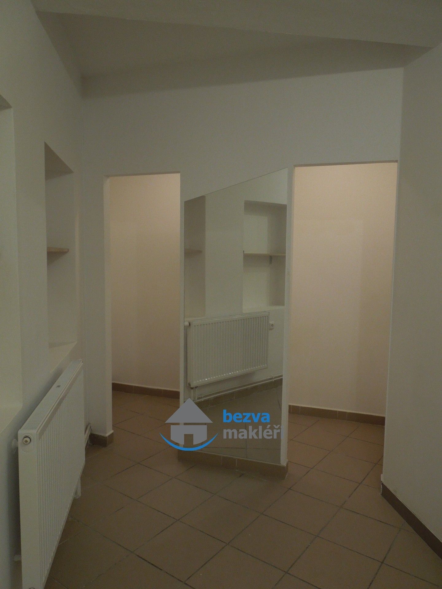 Pronájem komerčního prostoru 71 m² - foto 6