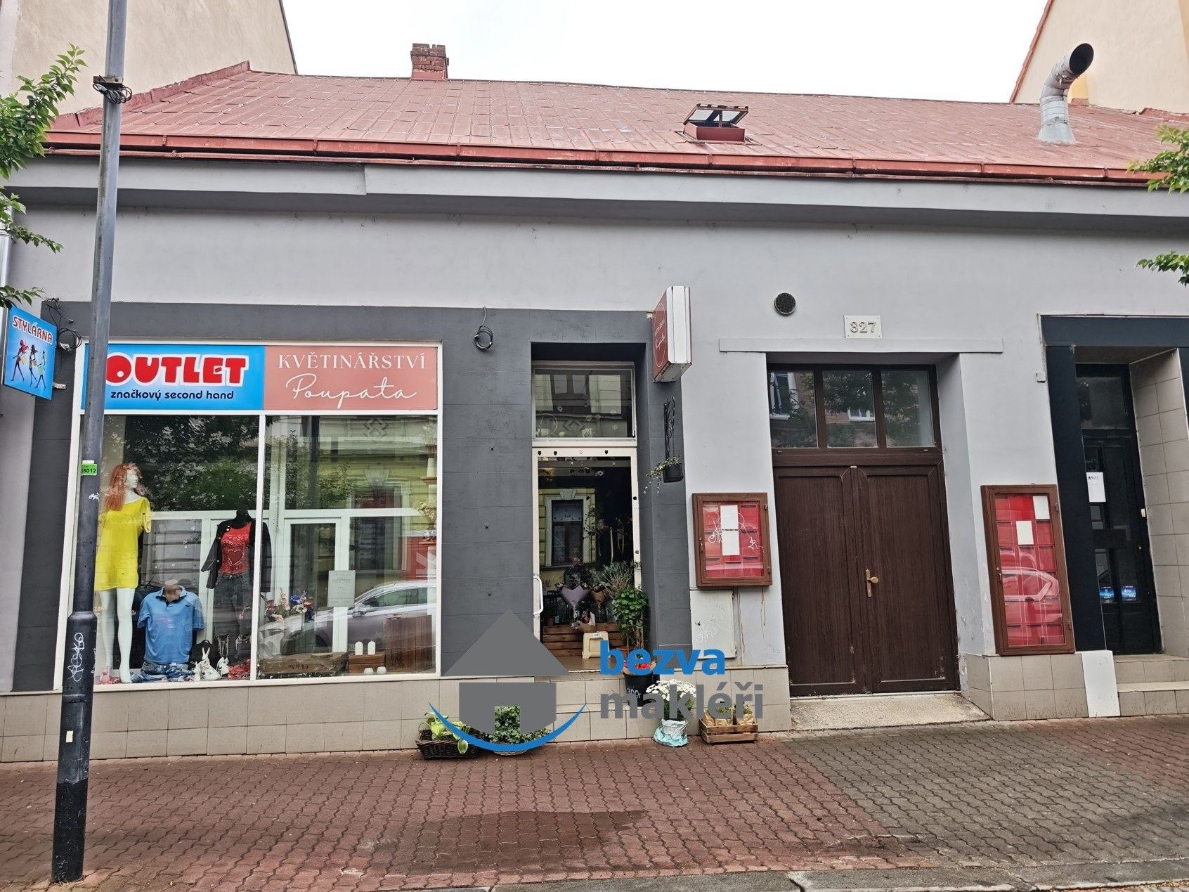 Pronájem komerčního prostoru 71 m² - foto 8