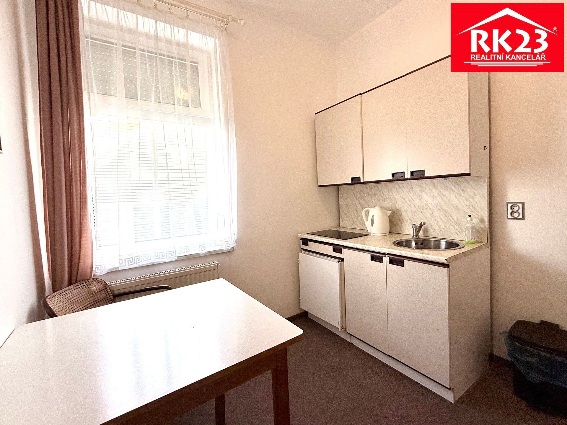 Pronájem bytu 1+kk 40 m² - foto 5