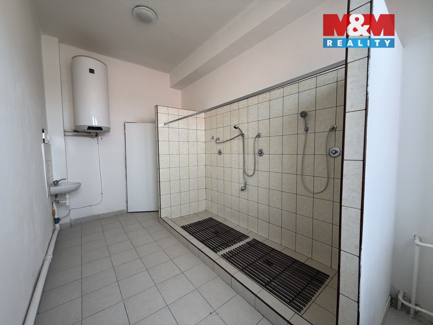 Pronájem komerčního prostoru 166 m² - foto 5