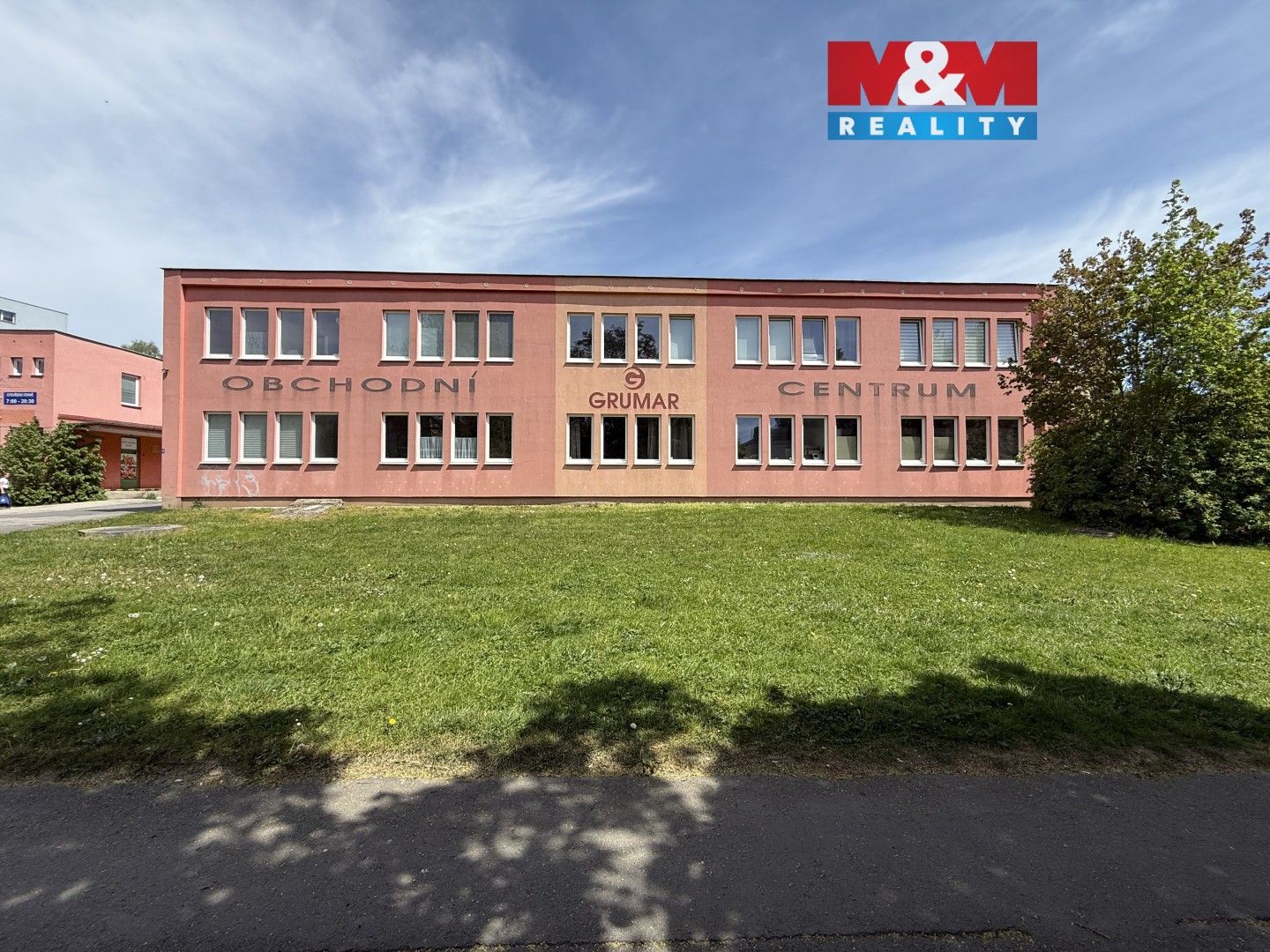 Pronájem komerčního prostoru 166 m² - foto 1