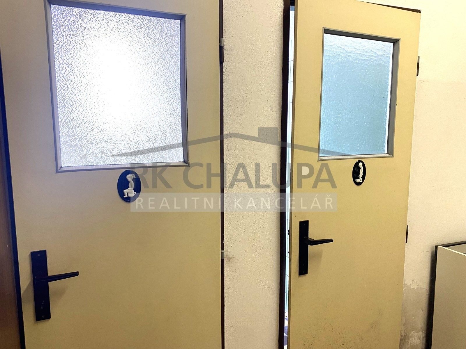 Pronájem komerčního prostoru 55 m² - foto 8