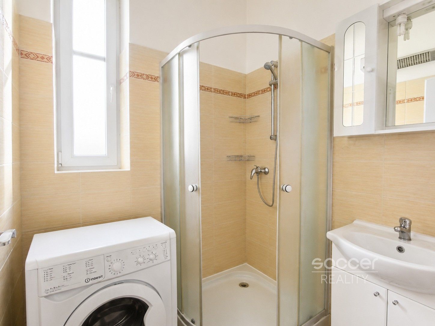 Pronájem bytu 2+kk 61 m² - foto 8
